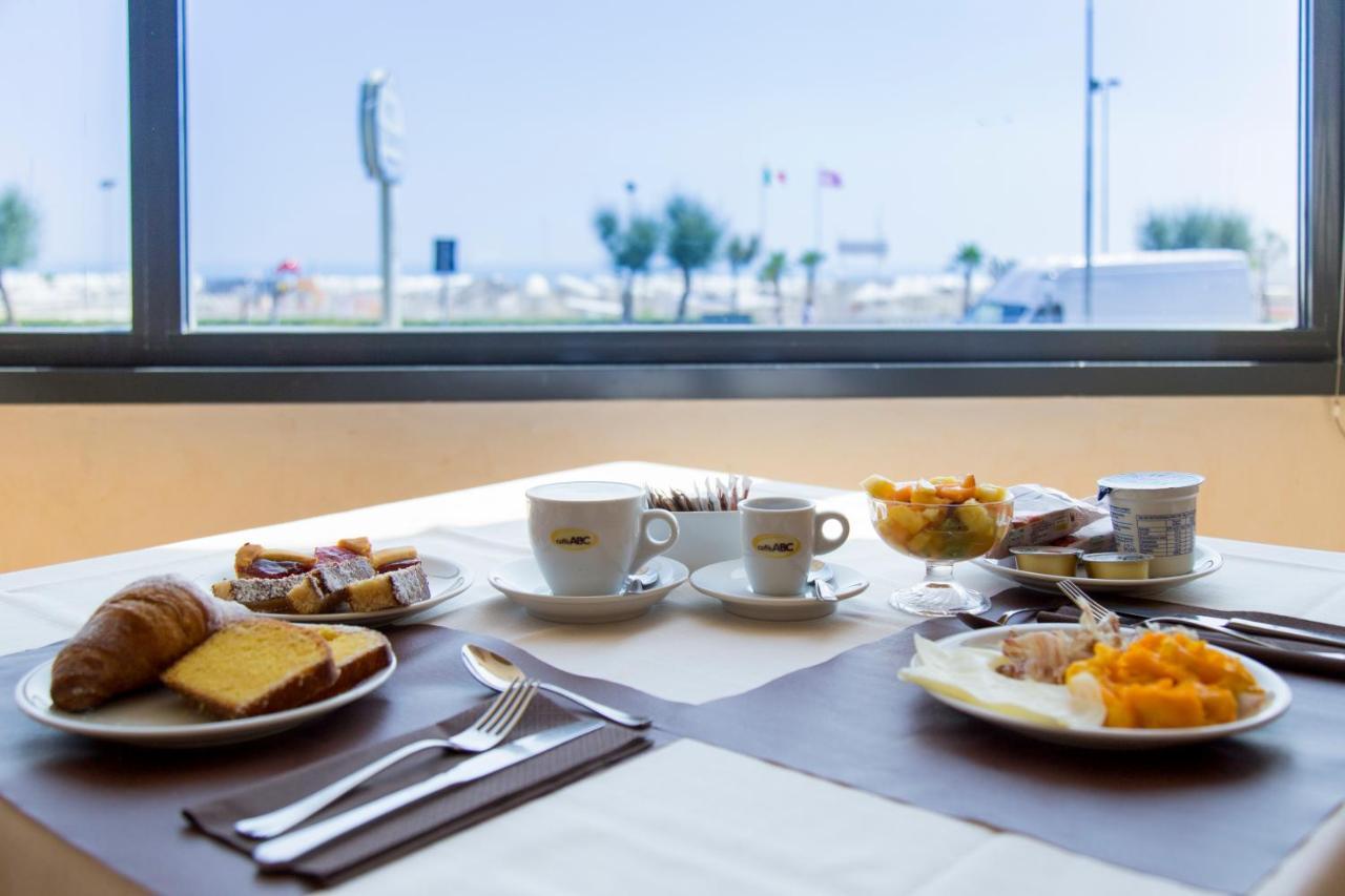 Hotel Metropole Rimini Dış mekan fotoğraf